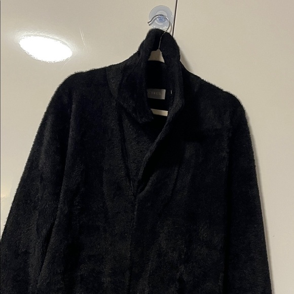 CYRUS Luxurious Silky Faux Fur Notch Lapel Coat Hook Closure Pockets, Size S - Picture 9 of 11